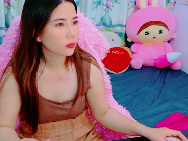 Queendy live cam on BongaCams
