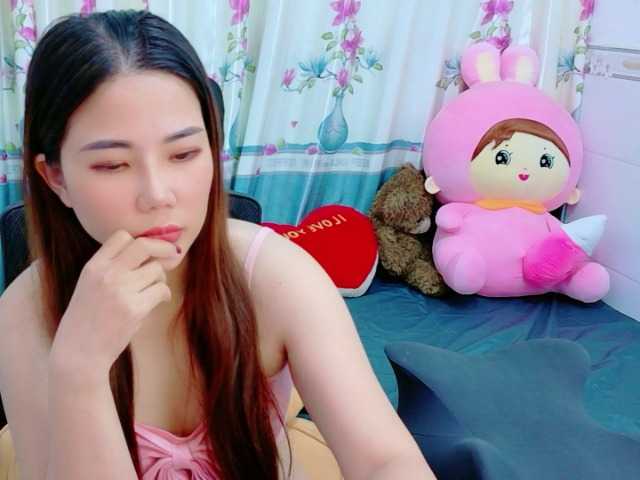 Queendy live cam on BongaCams