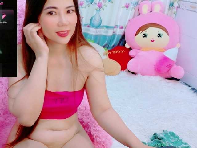 Queendy live cam on BongaCams