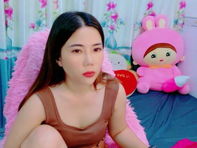 Queendy live cam on BongaCams