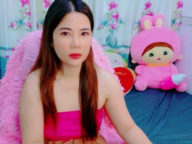 Queendy live cam preview