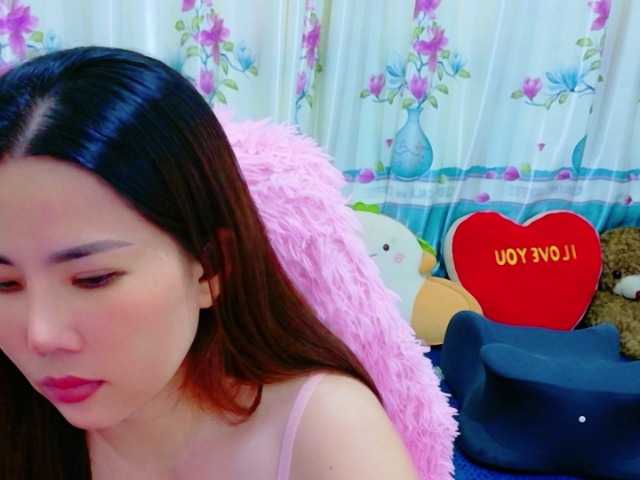 Queendy live cam on BongaCams
