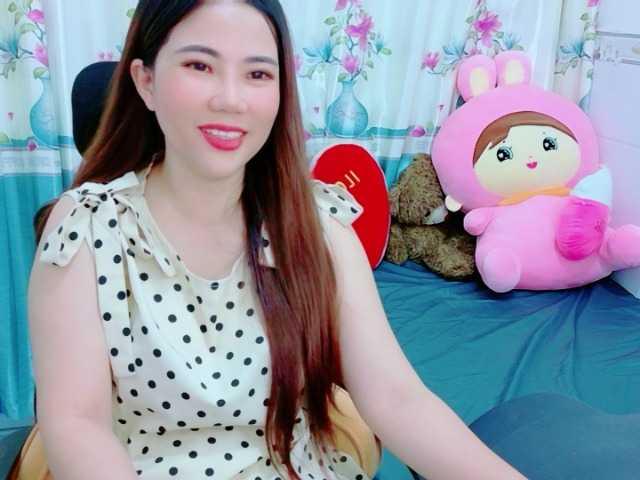 Queendy live cam on BongaCams