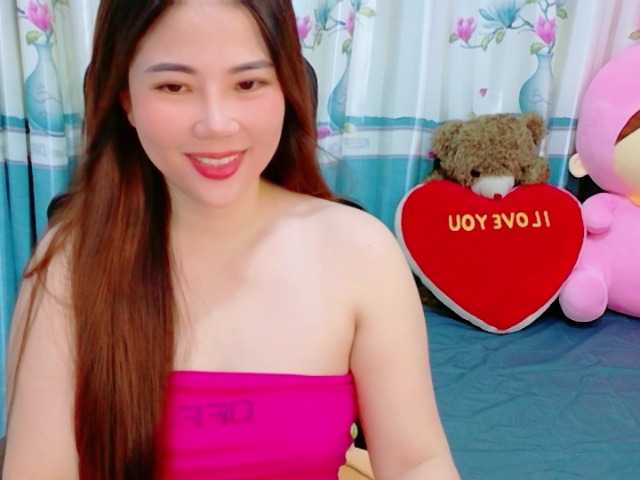 Queendy live cam on BongaCams