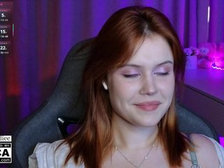 AliceWyliee Porn Show