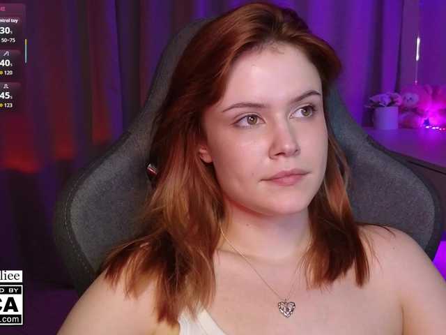 AliceWyliee live cam on BongaCams