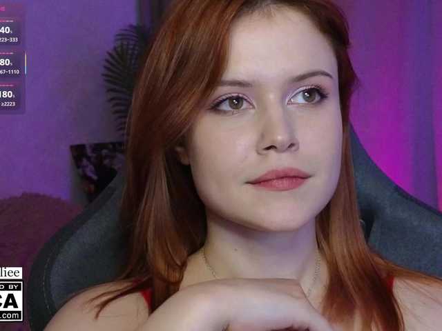 AliceWyliee live cam on BongaCams