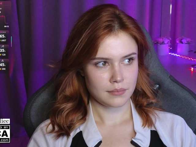 AliceWyliee live cam on BongaCams