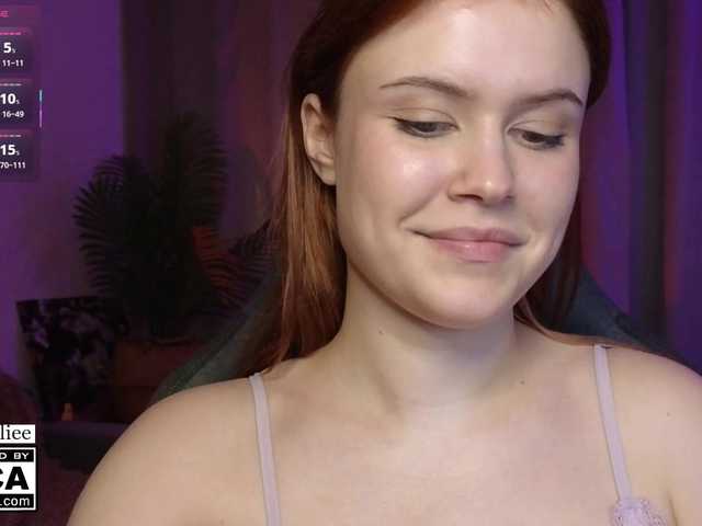 AliceWyliee live cam on BongaCams