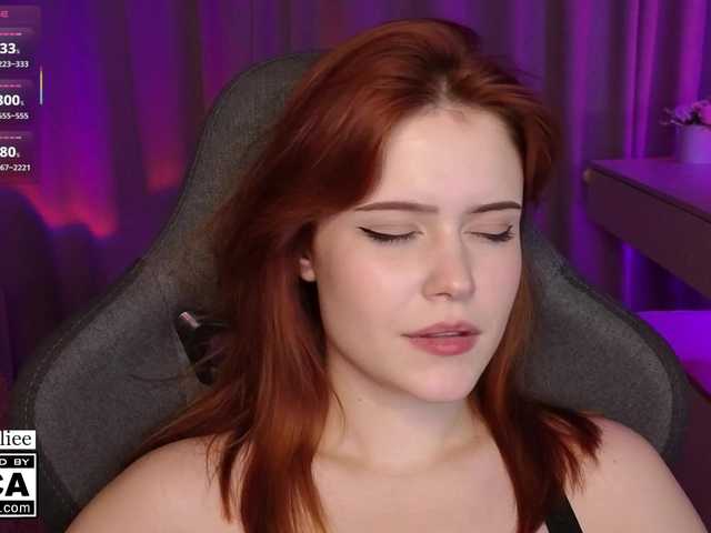 AliceWyliee live cam on BongaCams