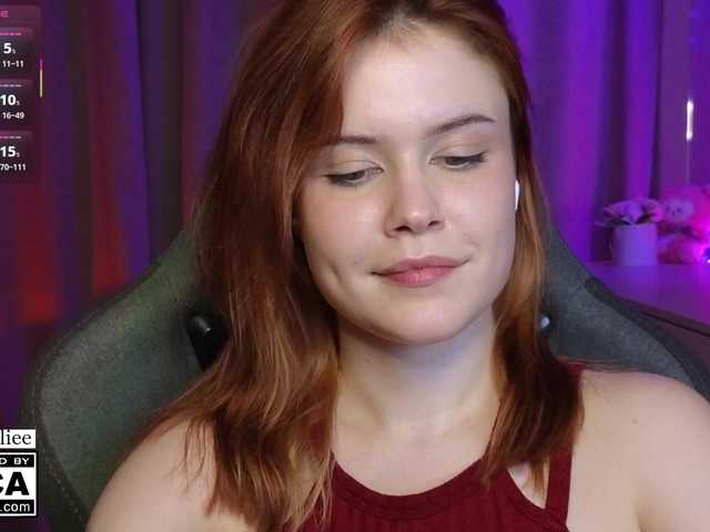 AliceWyliee live cam on BongaCams