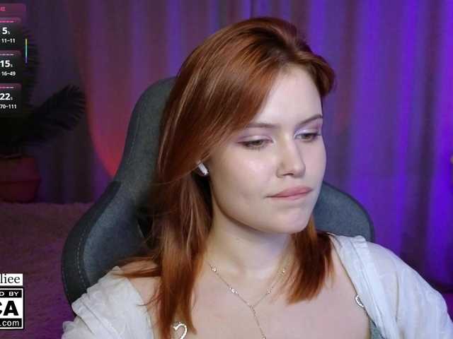 AliceWyliee live cam on BongaCams