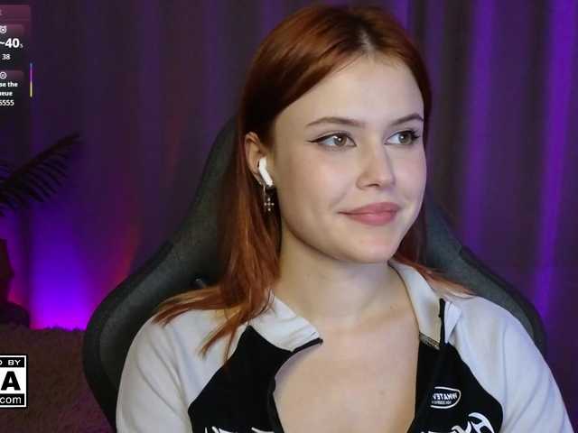 AliceWyliee live cam on BongaCams