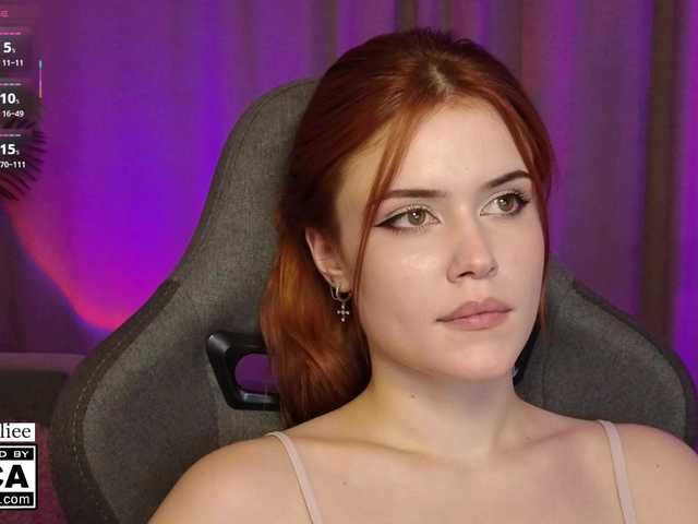 AliceWyliee live cam on BongaCams