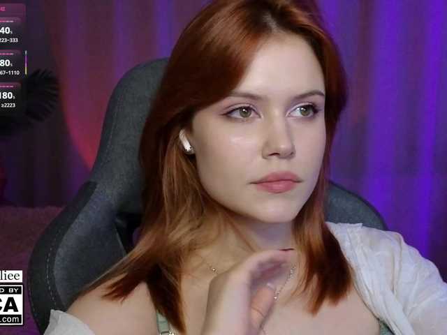 alicewyliee cam belle