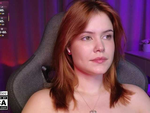 AliceWyliee live cam on BongaCams