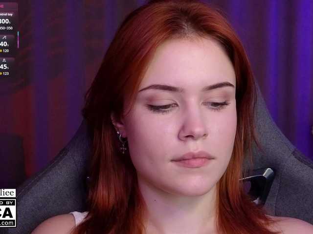 AliceWyliee live cam on BongaCams