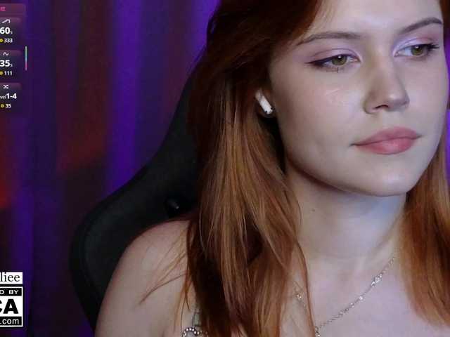 AliceWyliee live cam on BongaCams