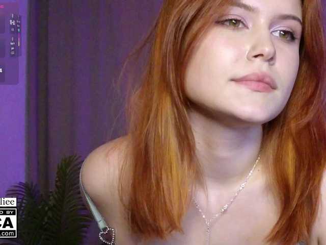 AliceWyliee live cam on BongaCams