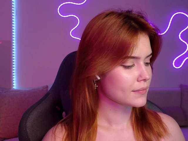 AliceWyliee live cam