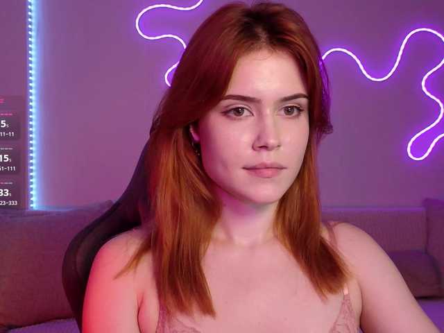 AliceWyliee live cam