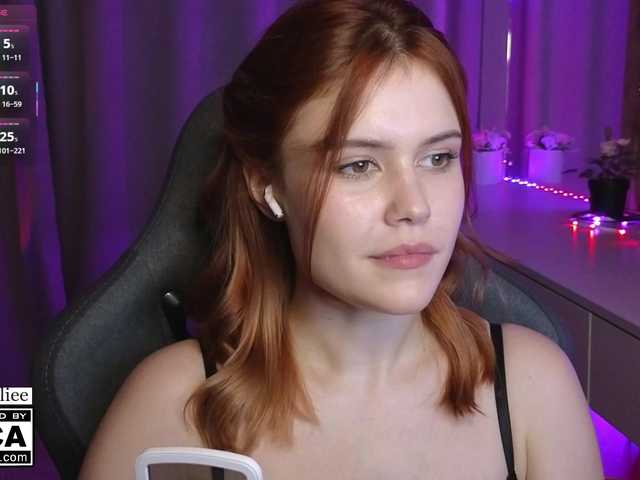 AliceWyliee live cam on BongaCams