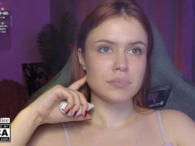 AliceWyliee live cam on BongaCams