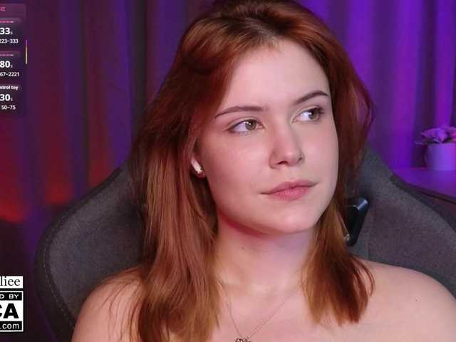 AliceWyliee live cam on BongaCams