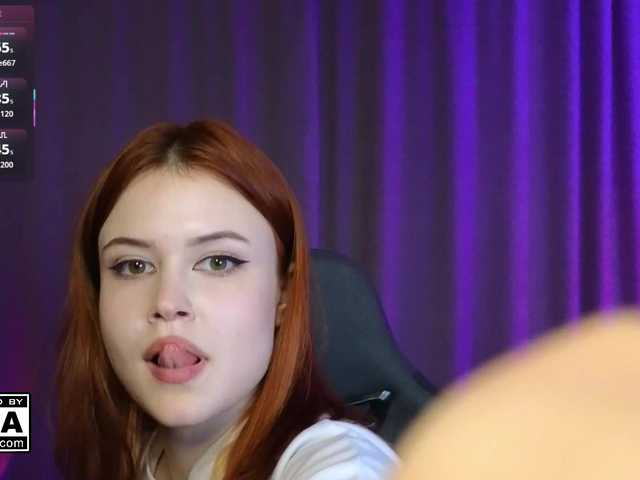 AliceWyliee live cam on BongaCams