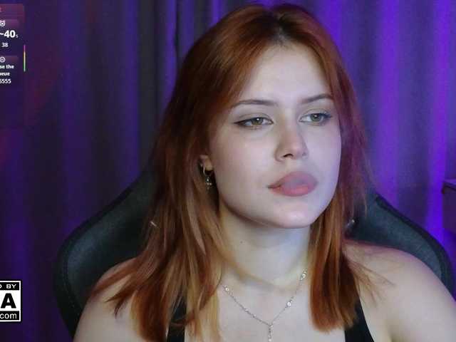 AliceWyliee live cam on BongaCams