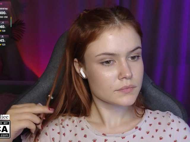 AliceWyliee live cam on BongaCams