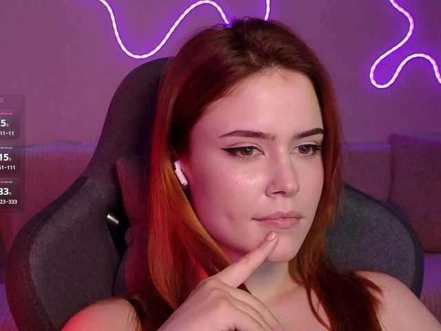 AliceWyliee live cam on BongaCams