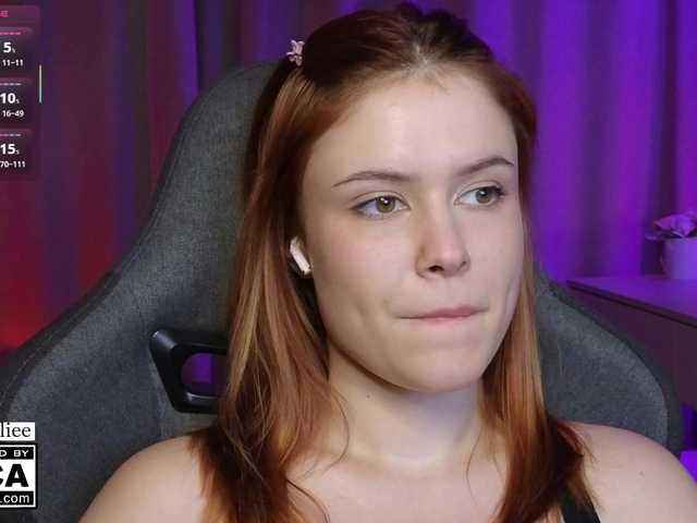 AliceWyliee live cam on BongaCams
