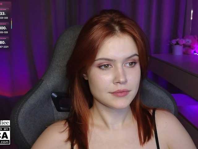 секс AliceWyliee