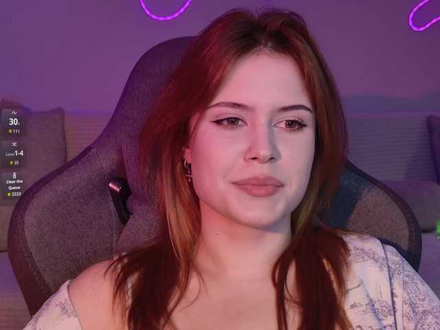 AliceWyliee Nude Live Sex Shows