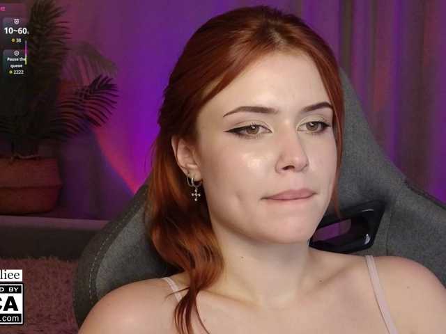 AliceWyliee live cam on BongaCams