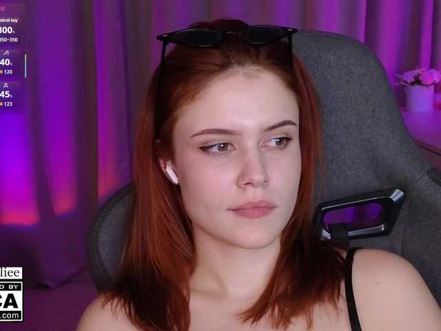 AliceWyliee live cam on BongaCams