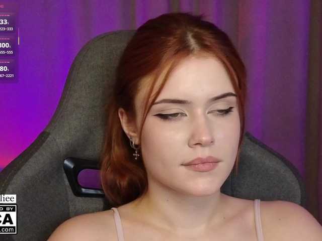 AliceWyliee live cam on BongaCams