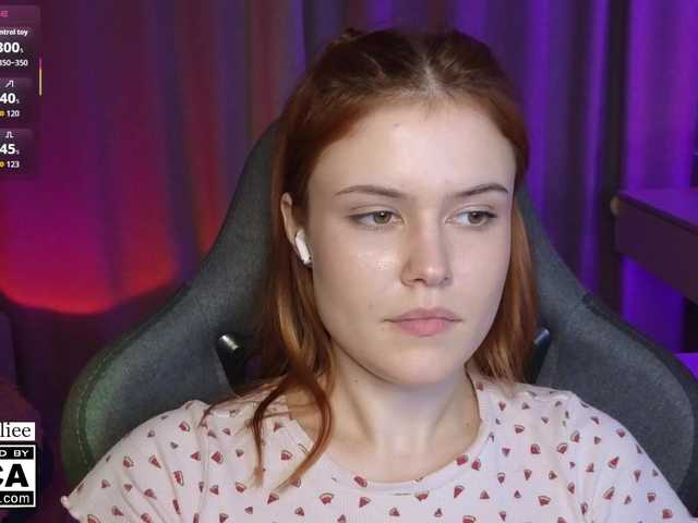 AliceWyliee live cam on BongaCams