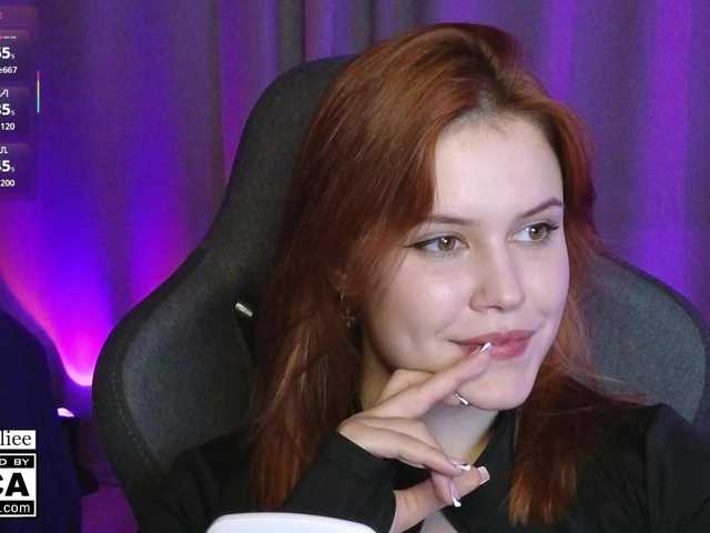 AliceWyliee live cam on BongaCams