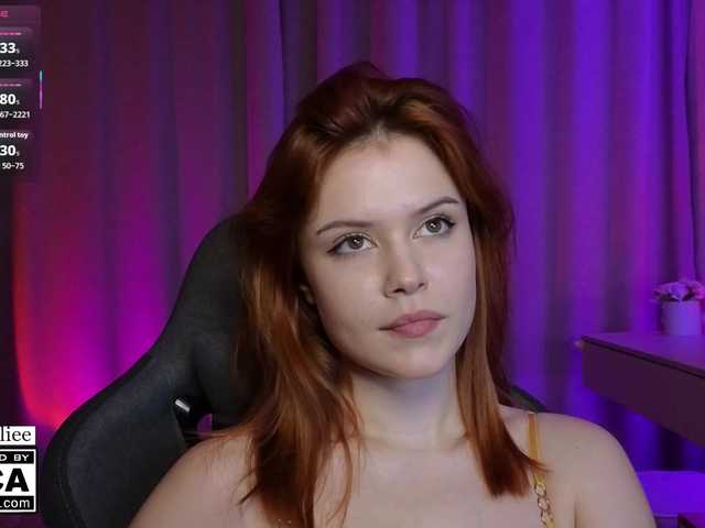 AliceWyliee live cam on BongaCams