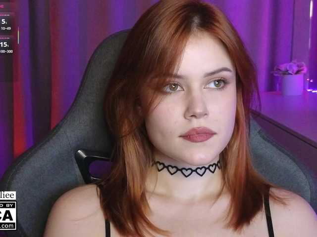 AliceWyliee live cam on BongaCams