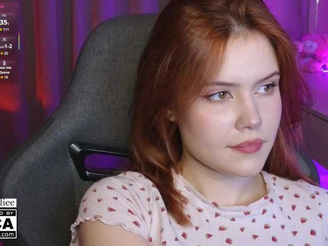 AliceWyliee live cam on BongaCams