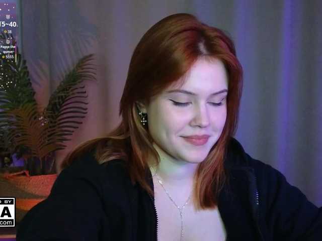 AliceWyliee live cam profile preview on bongacams