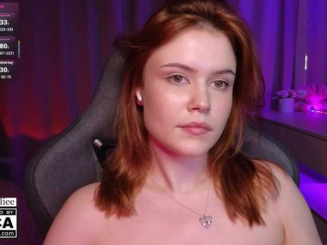 AliceWyliee live cam on BongaCams