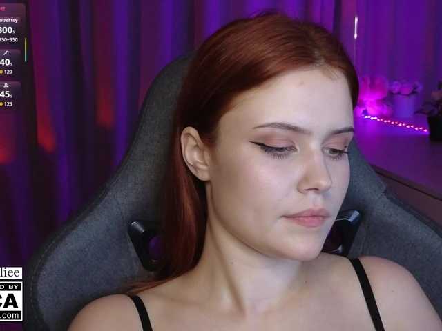 секс AliceWyliee