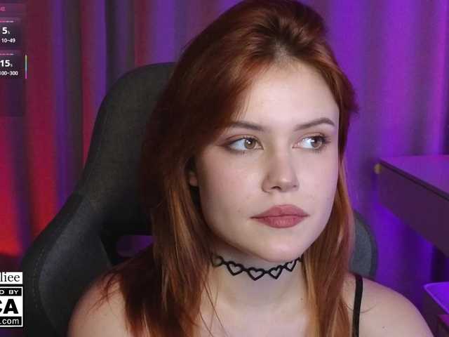 AliceWyliee live cam on BongaCams