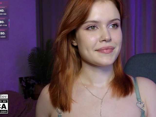 AliceWyliee live cam on BongaCams