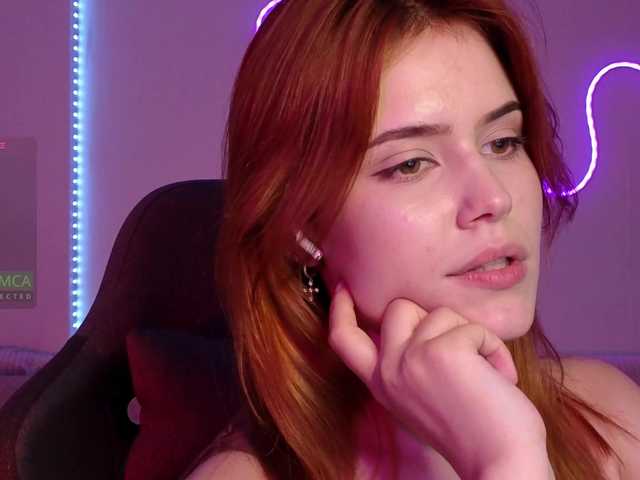 AliceWyliee live cam