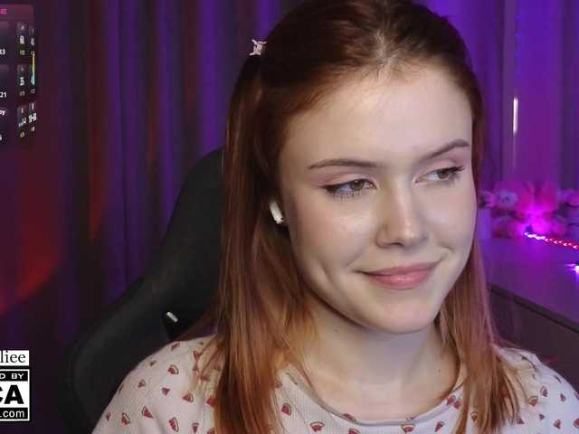 AliceWyliee live cam on BongaCams